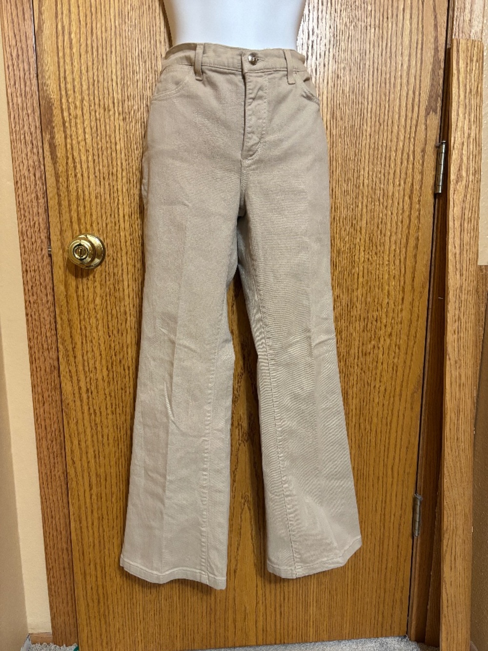 NYDJ Ladies Sz. 4 Bootcut-5 pocket cotton/spandex pants